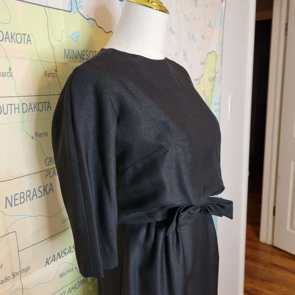 Vintage 1950s Neiman Marcus Elegant Black Dress With Bow Detail On Front - Picture 5 of 16